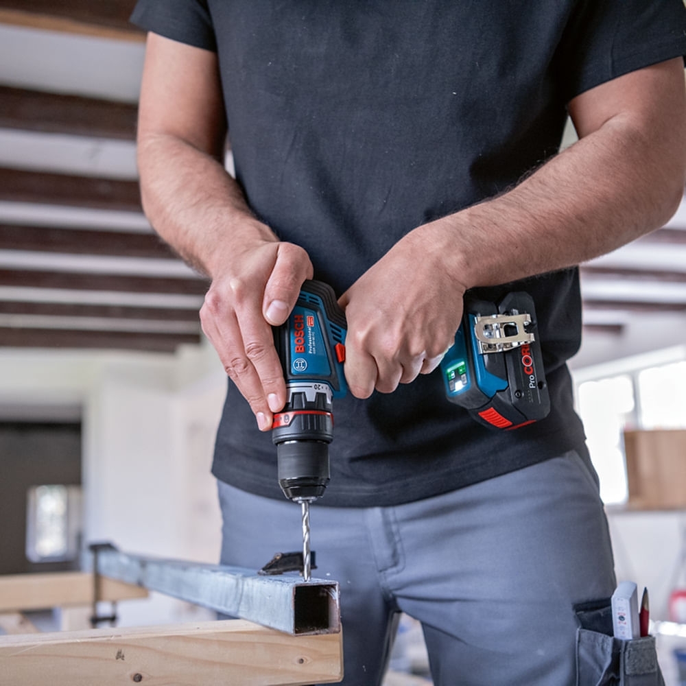 Parafusadeira Furadeira GSR 18V-90 FC 1/2 Pol. 18V Brushless sem Bateria com Maleta BOSCH