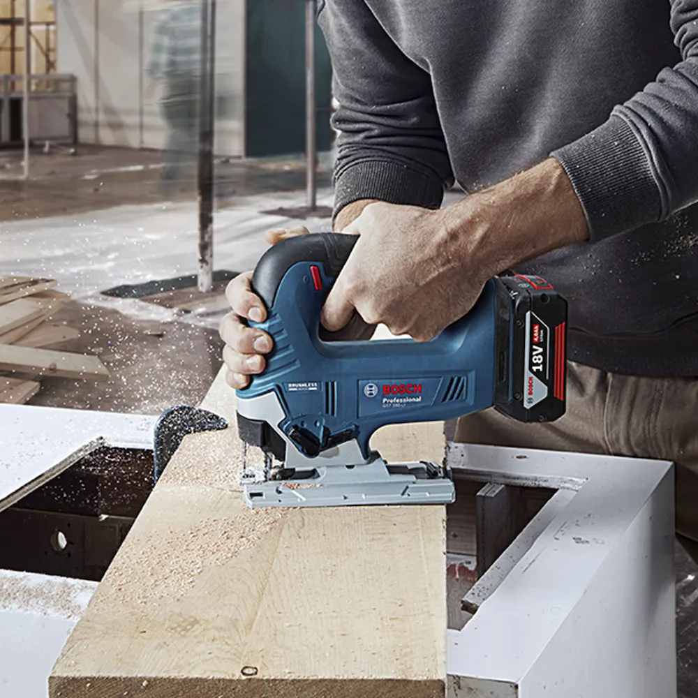 Serra Tico-Tico GST 185-LI Brushless 18V sem Bateria BOSCH