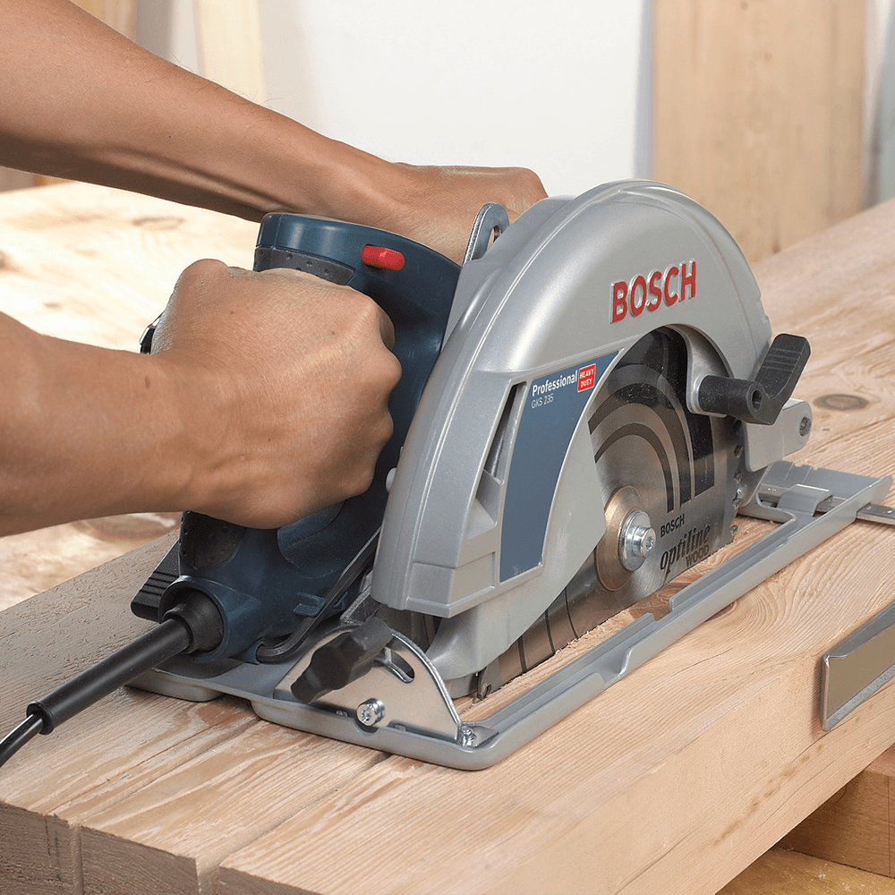 Serra Circular GKS 235 9.1/4 Pol. 1700W 127V com Disco e Guia Paralelo BOSCH