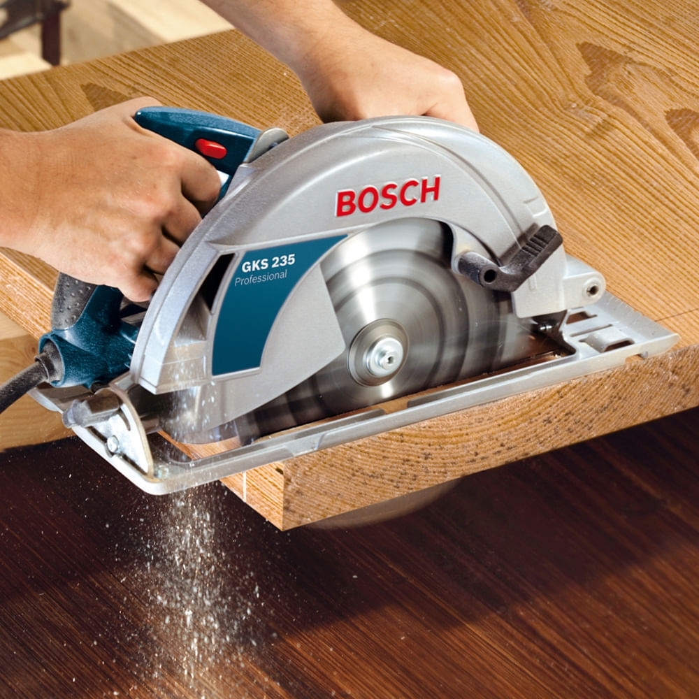 Serra Circular GKS 235 9.1/4 Pol. 1700W 220V com Disco e Guia Paralelo BOSCH