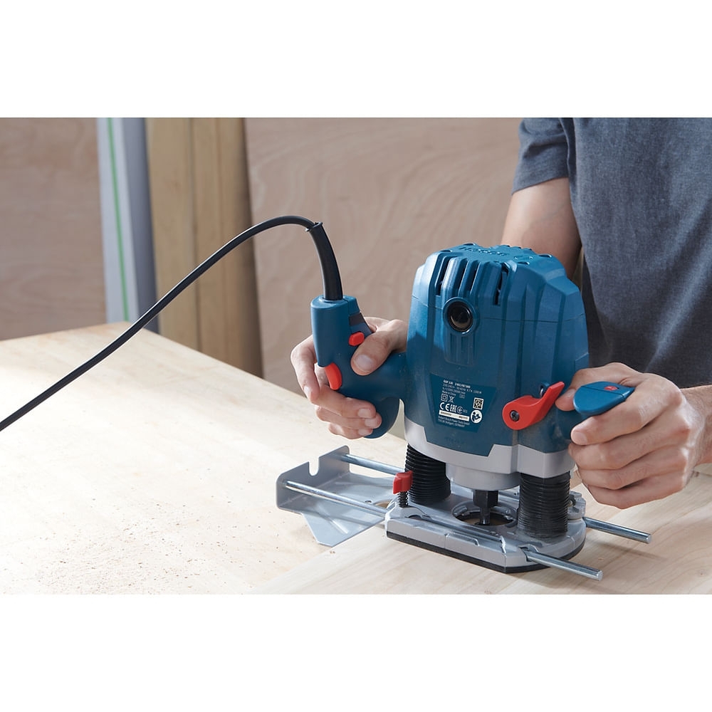 Tupia de Coluna GOF 130 1/4 Pol. 1300W 220V BOSCH