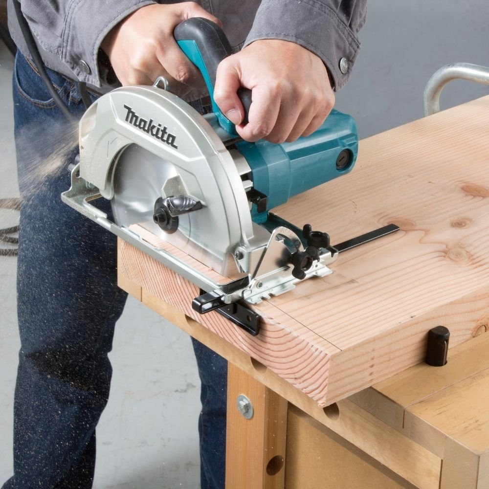 Serra Circular HS7010 185mm 1600W 220V MAKITA
