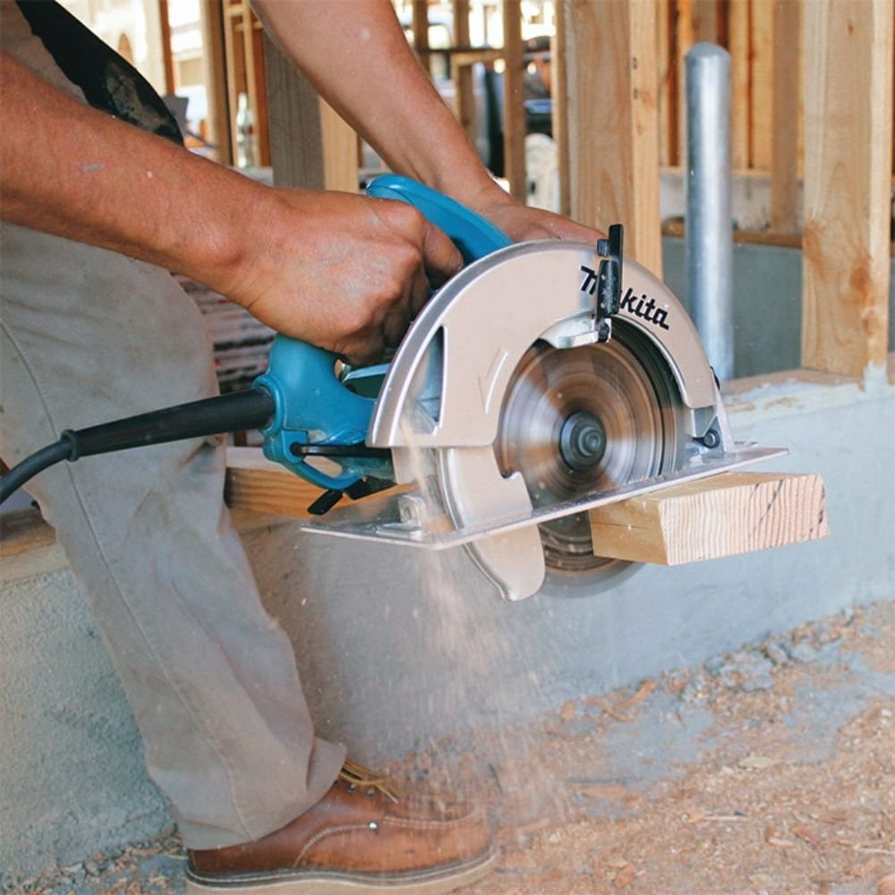 Serra Circular 5007N 7 Pol. 1800W 220V MAKITA