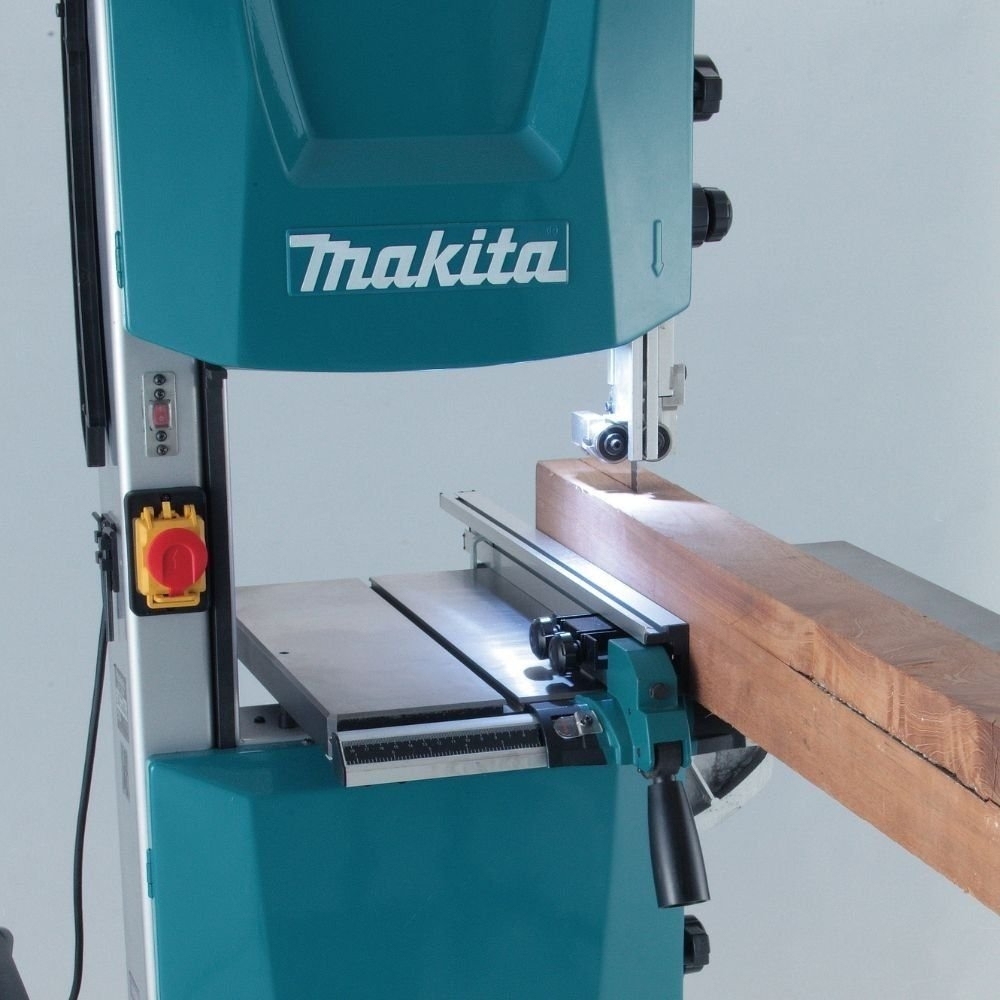 Serra Fita LB1200F 900W 220V com Bancada Móvel MAKITA