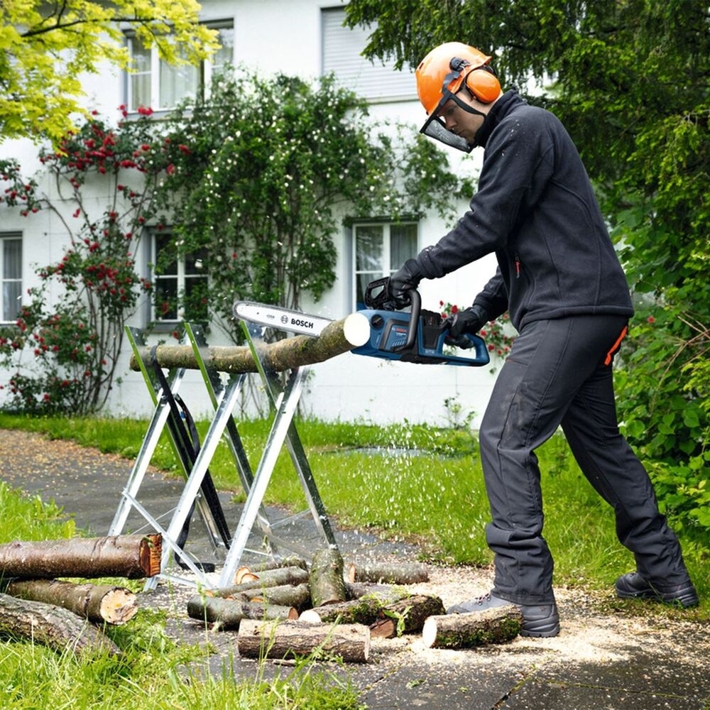 Motosserra GKE 18V-40 18V com Sabre 40cm sem Bateria BOSCH