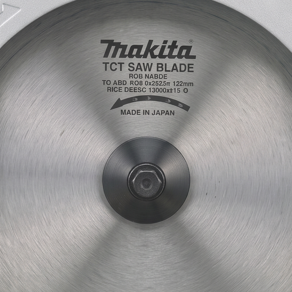 Serra Circular 5902B 9.1/4 Pol. 2000W 220V MAKITA