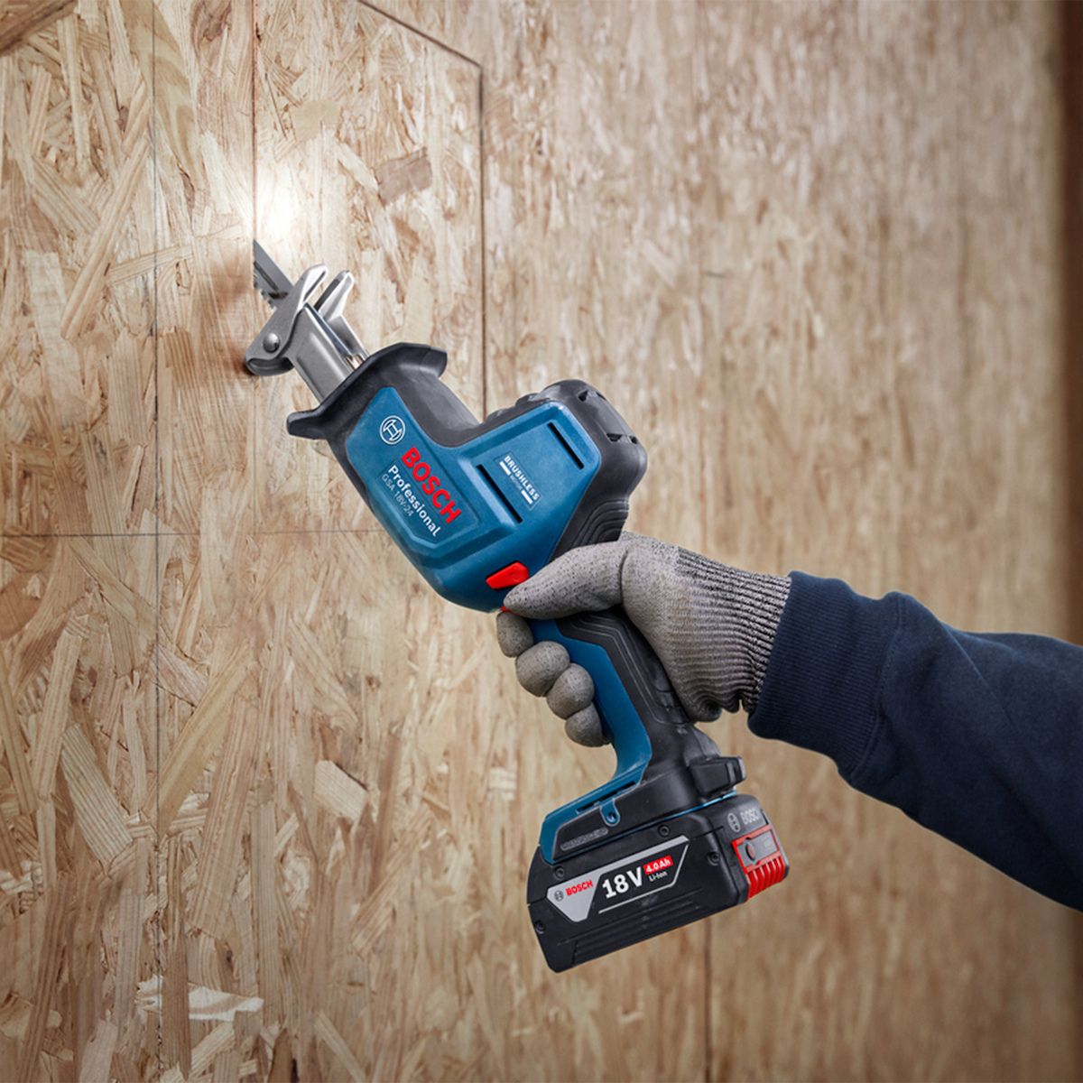 Serra Sabre GSA 18V-24 18V Brushless sem Bateria BOSCH