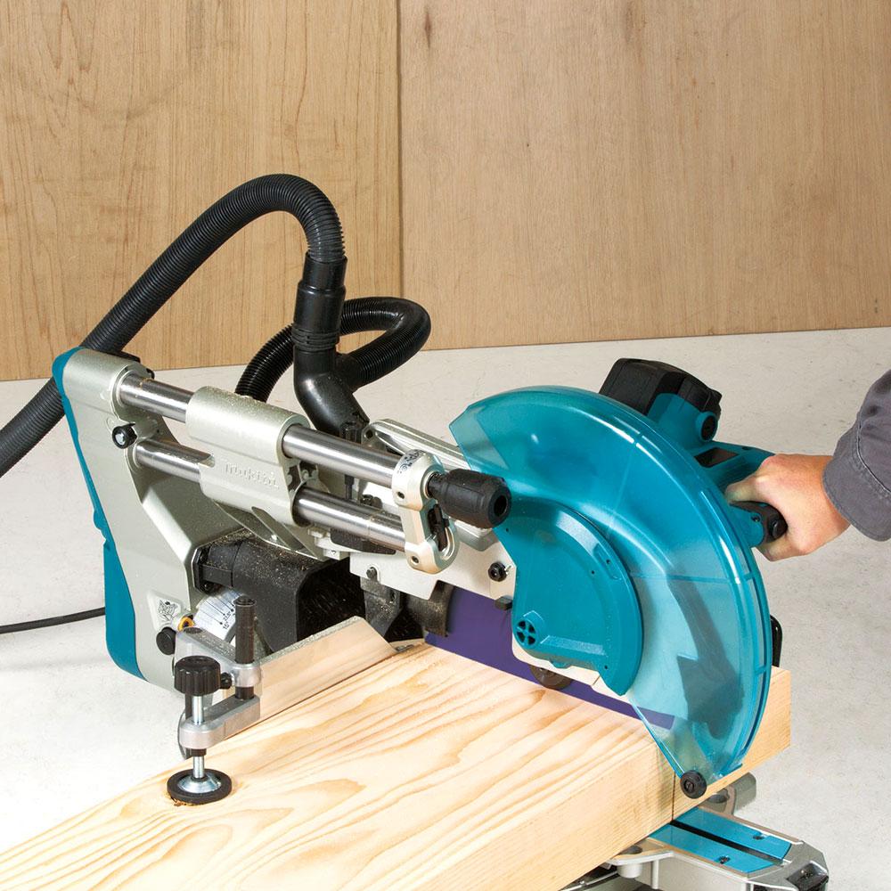 Serra de Esquadria Telescópica LS1219L 12 Pol. 1800W 110V com Laser e Disco MAKITA